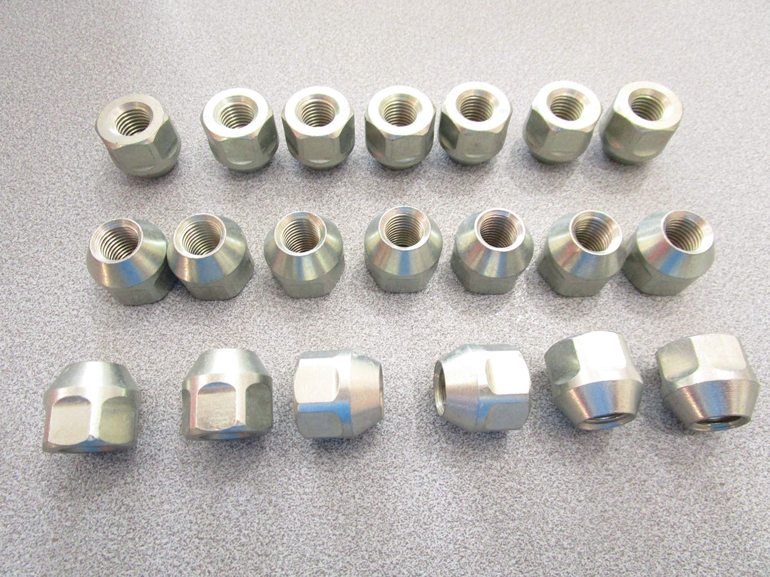 Kit 20 Bulloni Ruota compatibili con KIA SORENTO CARENS RIO CEE&
